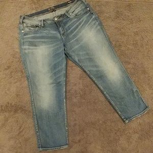Silver Boyfriend Jeans, Capri